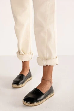 Εσπαντρίγιες Μονόχρωμες