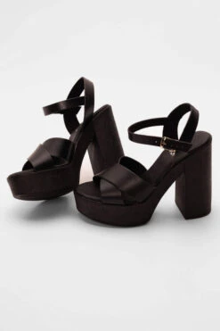 LUIGI DESIGN - Πέδιλα με Φελλό & Χιαστί Λουράκια 9 LUIGI DESIGN - Πέδιλα με Φελλό & Χιαστί Λουράκια -Papoutsi Greece luigi design pedila me fello xiasti lourakia 94317 3ztg