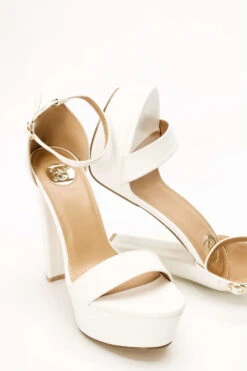 LUIGI DESIGN - Πέδιλα με Φιάπα & Μπαρέτα -Papoutsi Greece luigi design pedila me fiapa mpareta 64761 utxk