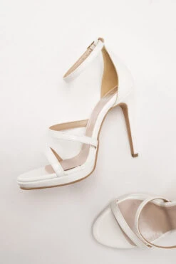 LUIGI DESIGN - Πέδιλα με Κλειστή Φτέρνα & Μπαρέτα -Papoutsi Greece luigi design pedila me kleisti fterna mpareta 67905 49z3