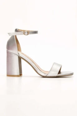 LUIGI DESIGN - Πέδιλα με Λουριά & Μπαρέτα