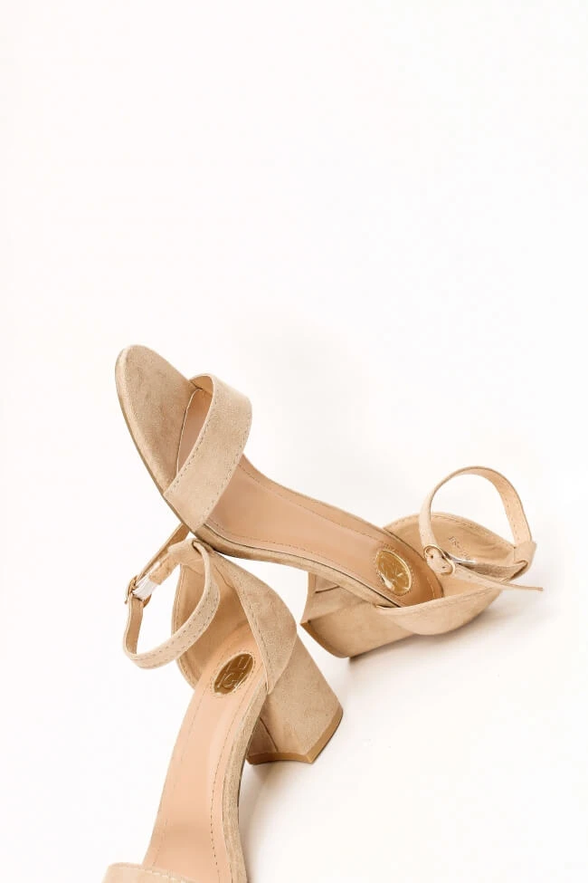 LUIGI DESIGN - Πέδιλα με Μεσαίο Τακούνι 3 LUIGI DESIGN - Πέδιλα με Μεσαίο Τακούνι - Image 3