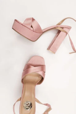 LUIGI DESIGN - Πέδιλα Χιαστί με Μπάρετα & Φιάπα 5 LUIGI DESIGN - Πέδιλα Χιαστί με Μπάρετα & Φιάπα -Papoutsi Greece luigi design pedila xiasti me mpareta fiapa 68465 xn17