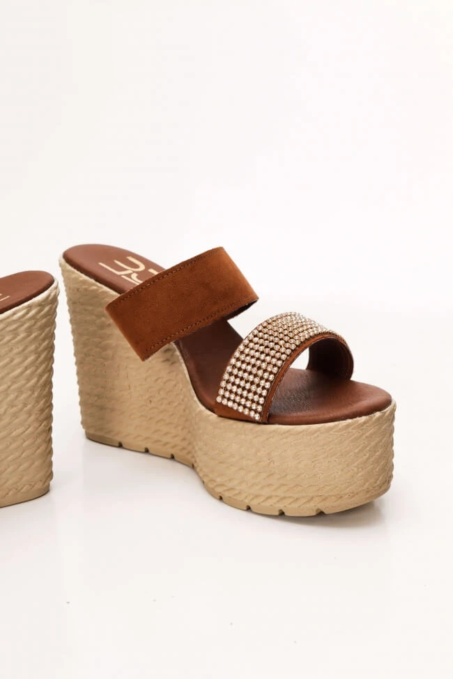 LUIGI DESIGN - Πλατφόρμες με Διακοσμητικά Strass 4 LUIGI DESIGN - Πλατφόρμες με Διακοσμητικά Strass - Image 4