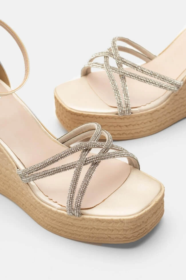 LUIGI DESIGN - Πλατφόρμες Σατέν με Κλειστή Φτέρνα & Strass 4 LUIGI DESIGN - Πλατφόρμες Σατέν με Κλειστή Φτέρνα & Strass - Image 4