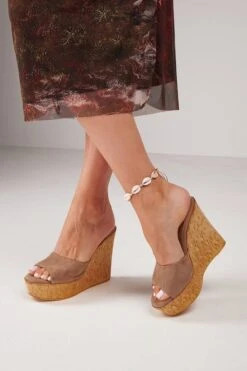 LUIGI DESIGN - Πλατφόρμες Suede με Φελλό 9 LUIGI DESIGN - Πλατφόρμες Suede με Φελλό -Papoutsi Greece luigi design platformes suede me fello 93417 mlak