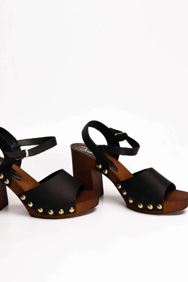 LUIGI DESIGN - Clogs με Μπαρέτα & Τρουκς 2 LUIGI DESIGN - Clogs με Μπαρέτα & Τρουκς - Image 2