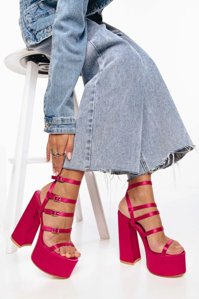 LUIGI DESIGN - Πέδιλα Σατέν με Τακούνι & Φιάπα 1 LUIGI DESIGN - Πέδιλα Σατέν με Τακούνι & Φιάπα