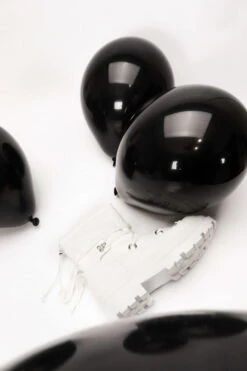 Μποτάκια με Διακοσμητικά Κορδόνια