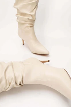 Μπότες Μυτερές με Σούρα -Papoutsi Greece mpotes muteres me soura 71695 od1j