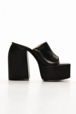 Mules με Φιάπα