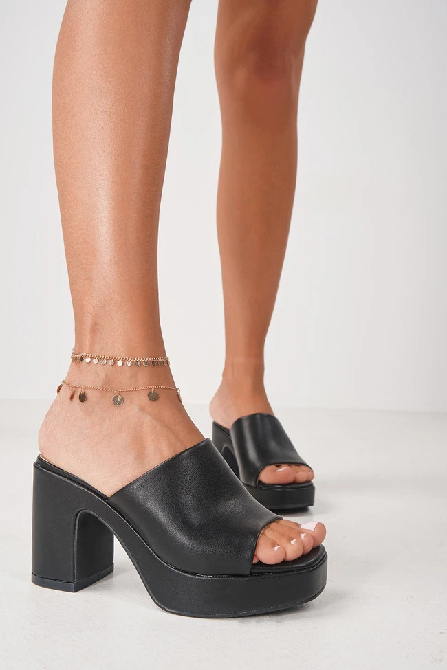 Mules με Λάστιχο 1 Mules με Λάστιχο