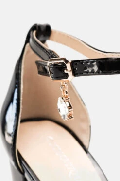 Πέδιλα Λουστρίνι με Κλειστή Φτέρνα & Μπαρέτα -Papoutsi Greece pedila loustrini me kleisti fterna mpareta 90589 akyb