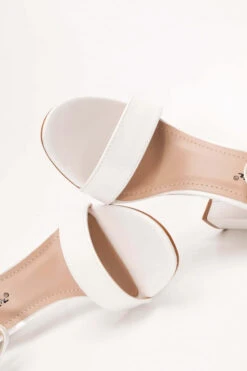 Πέδιλα Λουστρίνι με Μπαρέτα -Papoutsi Greece pedila loustrini me mpareta 71737 apf1