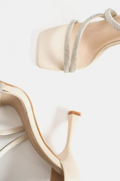 Πέδιλα με Ιδιαίτερο Τακούνι & Φερμουάρ -Papoutsi Greece pedila me idiaitero takouni fermouar 86861 wzlu