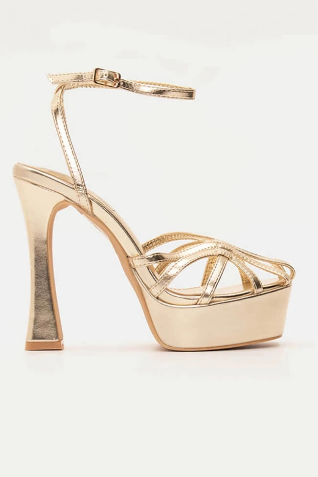 Πέδιλα με Ιδιαίτερο Τακούνι & Φιάπα 1 Πέδιλα με Ιδιαίτερο Τακούνι & Φιάπα