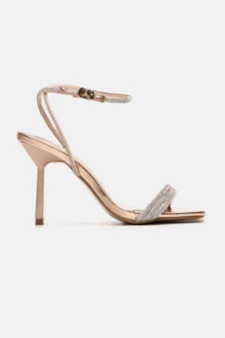 Πέδιλα με Ιδιαίτερο Τακούνι & Strass