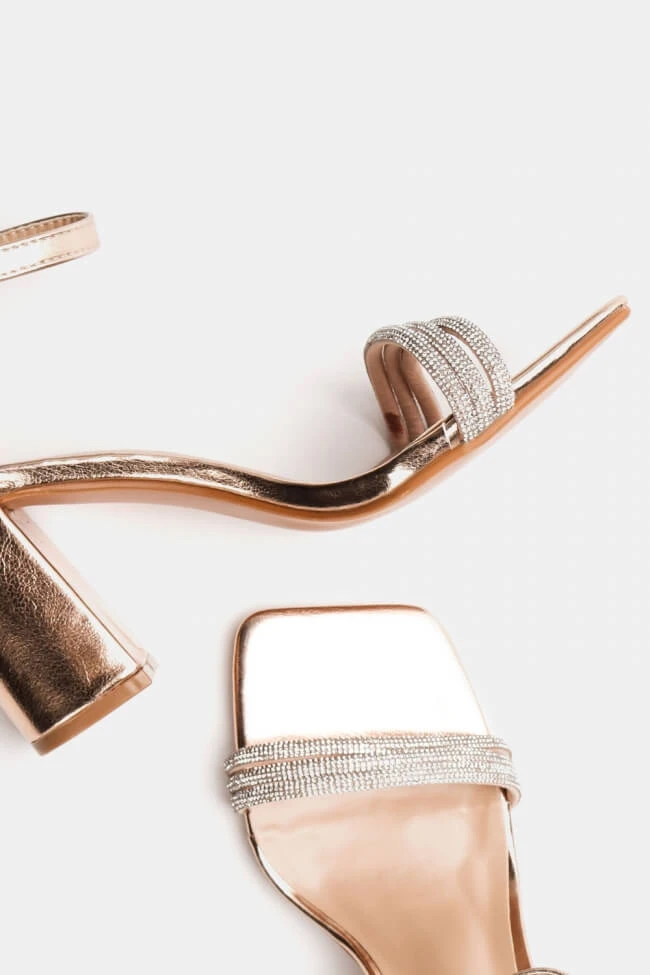 Πέδιλα με Κλειστή Φτέρνα & Λουράκια απο Strass 5 Πέδιλα με Κλειστή Φτέρνα & Λουράκια απο Strass - Image 5