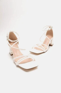 Πέδιλα με Κλειστή Φτέρνα & Χιαστί Λουράκια 8 Πέδιλα με Κλειστή Φτέρνα & Χιαστί Λουράκια -Papoutsi Greece pedila me kleisti fterna xiasti lourakia 89183 24u2