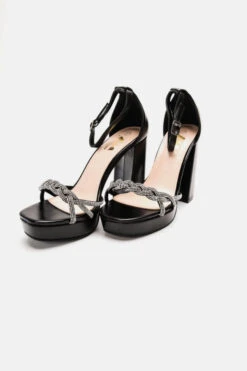 Πέδιλα με Λουράκια Πλεξούδα απο Strass & Φιάπα 9 Πέδιλα με Λουράκια Πλεξούδα απο Strass & Φιάπα -Papoutsi Greece pedila me lourakia pleksouda apo strass fiapa 90467 pyx7