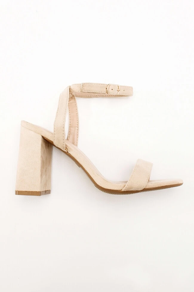 Πέδιλα με Μπαρέτα 1 Πέδιλα με Μπαρέτα