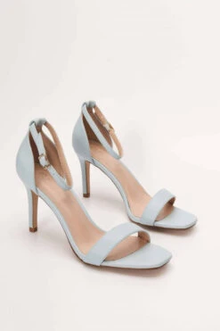 Πέδιλα με Μπαρέτα