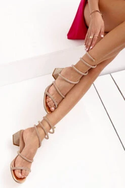 Πέδιλα με Περιστρεφόμενο Λουράκι απο Strass 8 Πέδιλα με Περιστρεφόμενο Λουράκι απο Strass -Papoutsi Greece pedila me peristrefomeno louraki apo strass 90755 9z7a