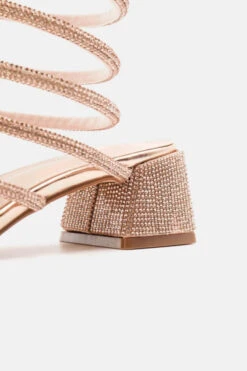 Πέδιλα με Περιστρεφόμενο Λουράκι απο Strass 9 Πέδιλα με Περιστρεφόμενο Λουράκι απο Strass -Papoutsi Greece pedila me peristrefomeno louraki apo strass 90755 hp2f