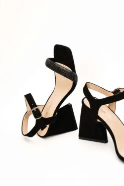 Πέδιλα με Τρίγωνο Τακούνι & Strass -Papoutsi Greece pedila me trigwno takouni strass 71149 5vj7