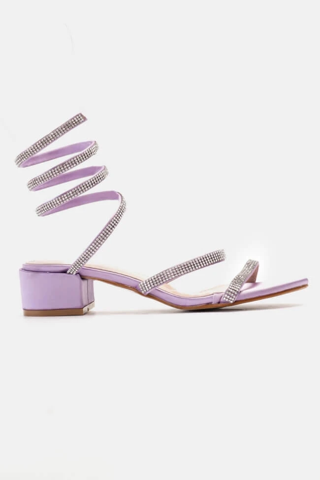 Πέδιλα με Χαμηλό Τακούνι & Περιστρεφόμενο Λουράκι απο Strass 1 Πέδιλα με Χαμηλό Τακούνι & Περιστρεφόμενο Λουράκι απο Strass