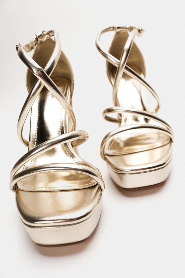 Πέδιλα με Χιαστί Λουράκια & Φιάπα 2 Πέδιλα με Χιαστί Λουράκια & Φιάπα - Image 2