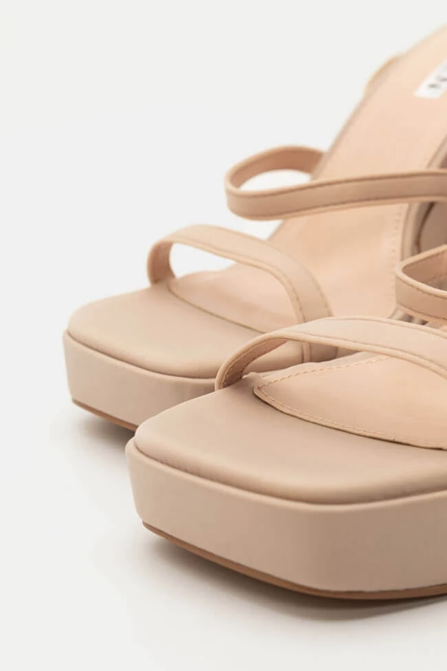 Πέδιλα Σατέν με Τετράγωνη Μύτη & Φιάπα 3 Πέδιλα Σατέν με Τετράγωνη Μύτη & Φιάπα - Image 3