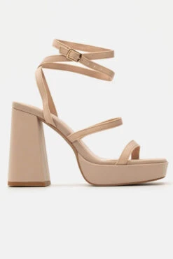 Πέδιλα Σατέν με Τετράγωνη Μύτη & Φιάπα