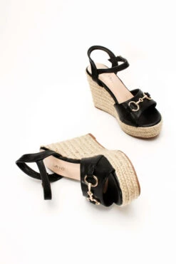 Πλατφόρμες Εσπαντρίγιες με Διακοσμητική Αγκράφα -Papoutsi Greece platformes espantrigies me diakosmitiki agkrafa 70751 nzka