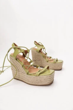 Πλατφόρμες Εσπαντρίγιες με Λουριά 7 Πλατφόρμες Εσπαντρίγιες με Λουριά -Papoutsi Greece platformes espantrigies me louria 67919 m3cy