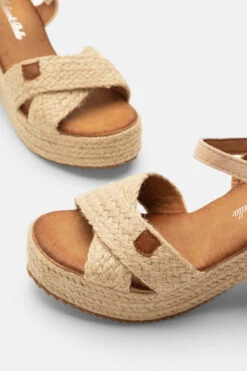 Πλατφόρμες Εσπαντρίγιες με Πλεξούδα -Papoutsi Greece platformes espantrigies me pleksouda 95161 cksk