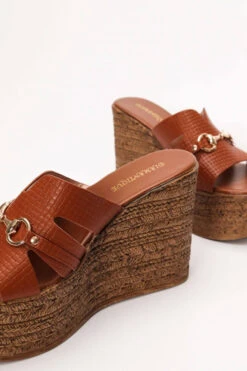 Πλατφόρμες με Διακοσμητική Αγκράφα -Papoutsi Greece platformes me diakosmitiki agkrafa 69169 2y59