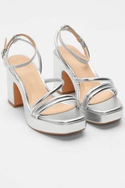 Πέδιλα με Μπαρέτα & Λουράκια 7 Πέδιλα με Μπαρέτα & Λουράκια -Papoutsi Greece platformes me mpareta lourakia 95213 n7n1