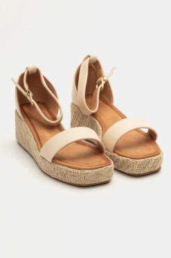 Πλατφόρμες με Πλεκτό Σχέδιο στην Σόλα -Papoutsi Greece platformes me plekto sxedio stin sola 95837 aiut