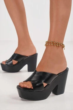 Πλατφόρμες με Χιαστί Λουράκια