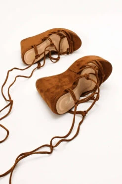 Πλατφόρμες Suede με Κόμπους -Papoutsi Greece platformes suede me kompous 71239 9tlo