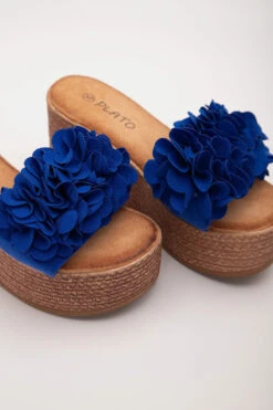 Πλατφόρμες Suede με Λουλούδια 9 Πλατφόρμες Suede με Λουλούδια -Papoutsi Greece platformes suede me louloudia 95595 sknp
